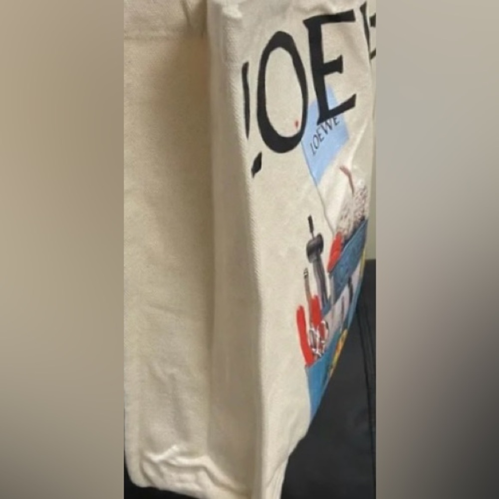 Beige Artist Canvas Tote BN Loewe GWP Novelty - Picture 7 of 12